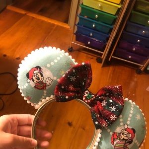 Christmas Minnie Ears!